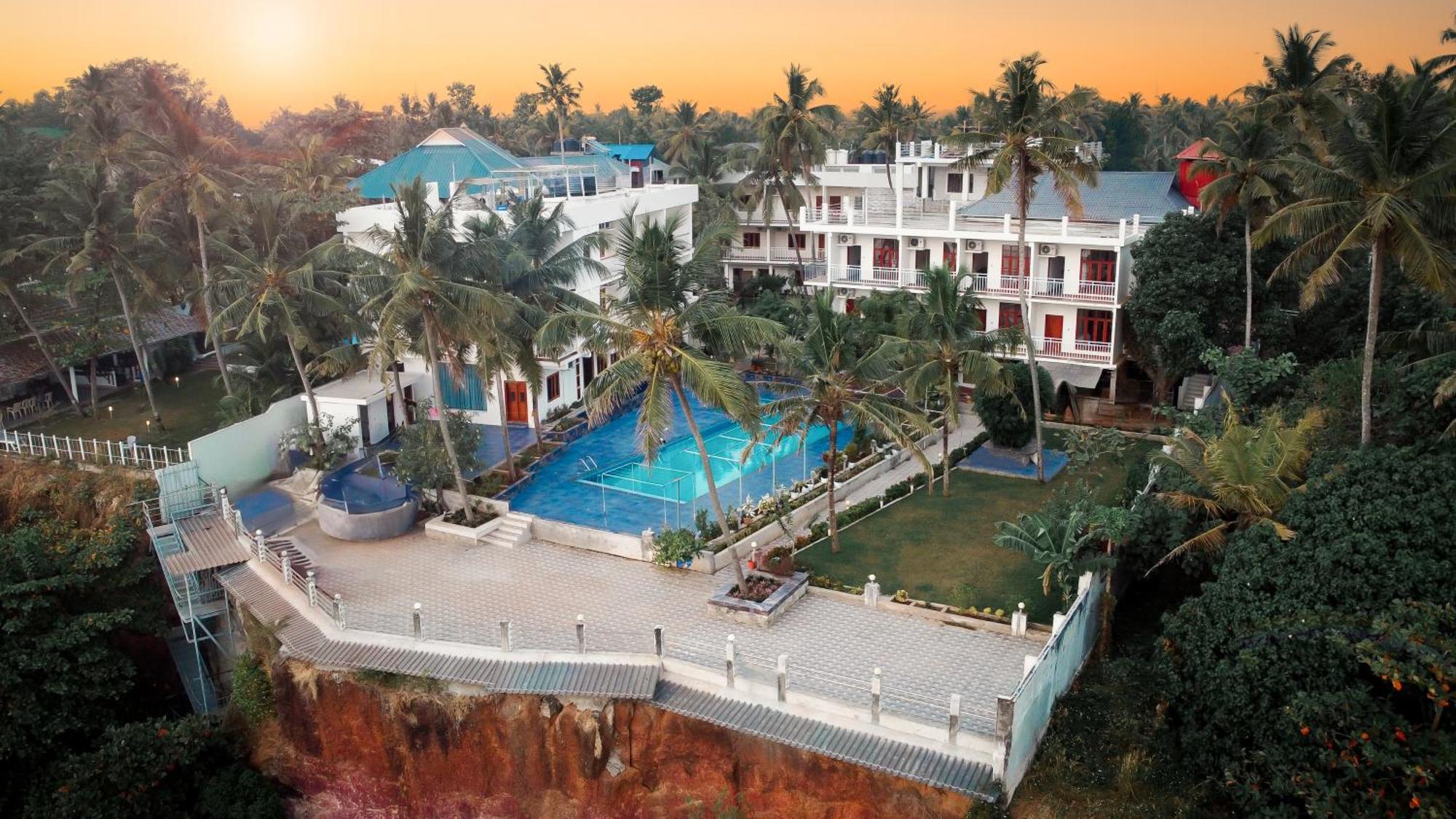 Skylar Seaview Beach Resort & Ayurveda 瓦尔卡拉 外观 照片
